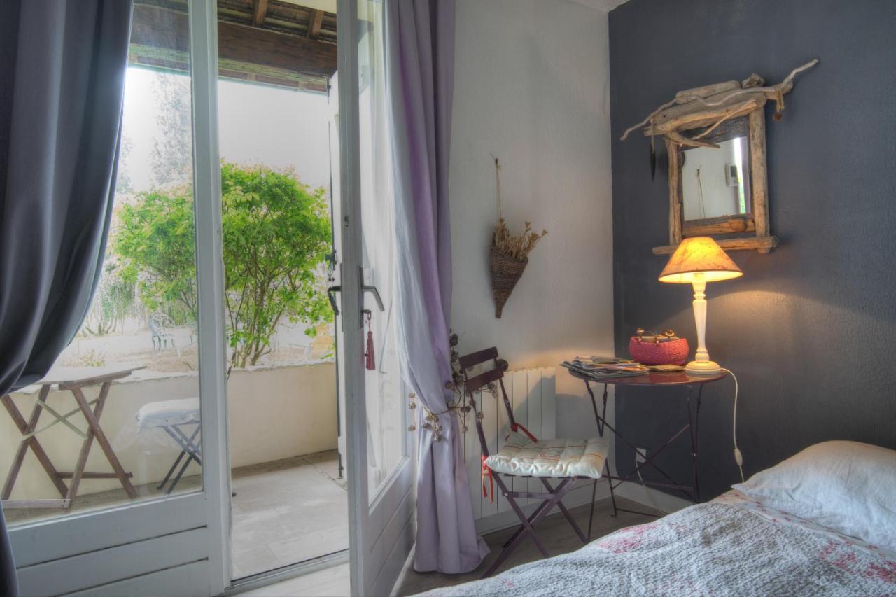 Bed and Breakfast Maison Prairie Bonheur Маньї-ле-Амо Екстер'єр фото